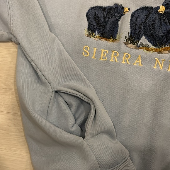 Brandy Melville crewneck - Picture 3 of 3